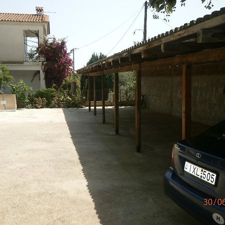 Ioannis Avrades Apartments Agiakampos  Exteriér fotografie
