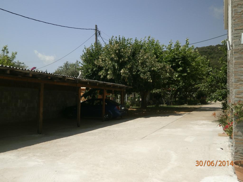 Ioannis Avrades Apartments Agiakampos  Exteriér fotografie