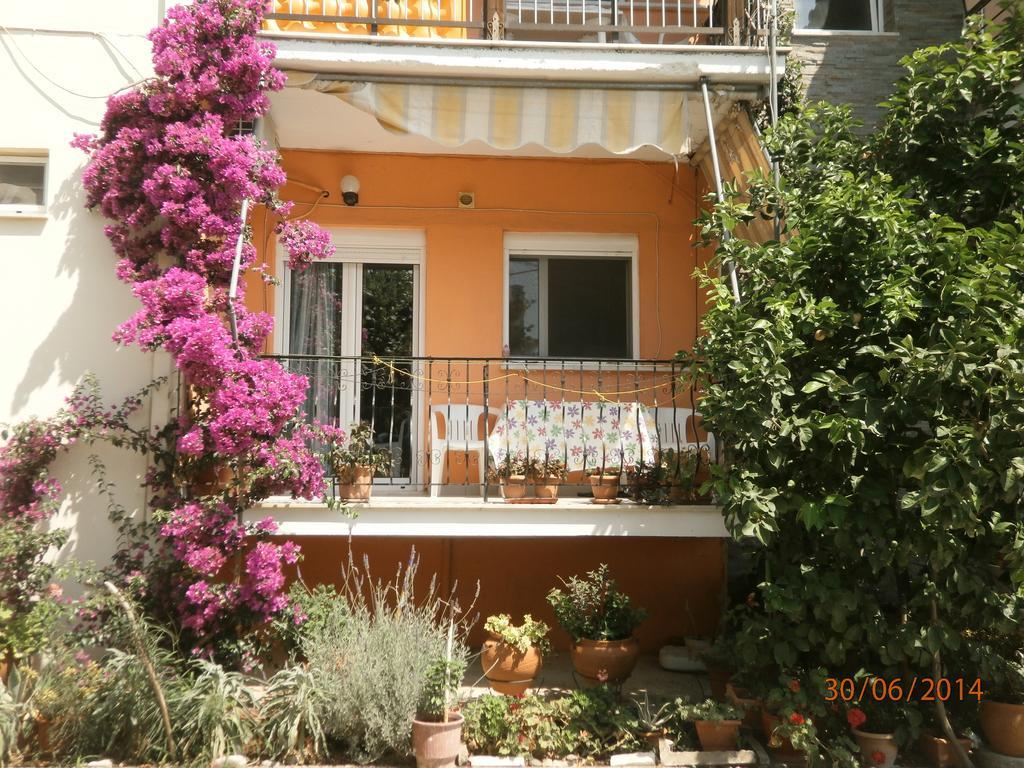 Ioannis Avrades Apartments Agiakampos  Pokoj fotografie