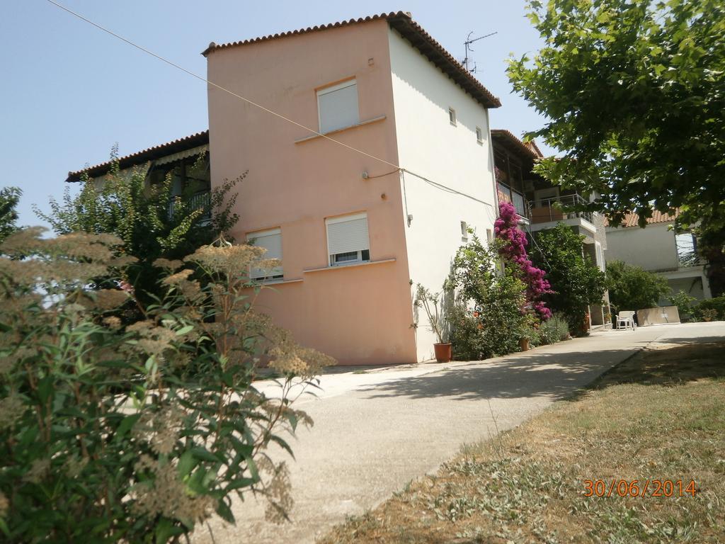 Ioannis Avrades Apartments Agiakampos  Exteriér fotografie