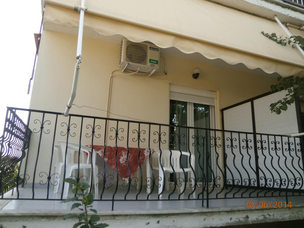 Ioannis Avrades Apartments Agiakampos  Pokoj fotografie