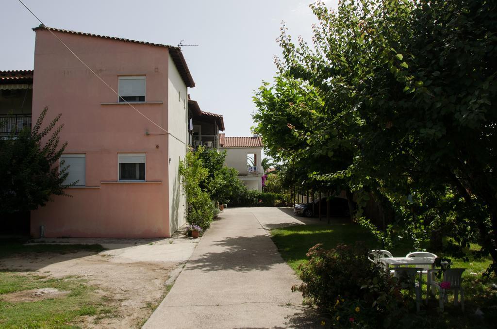 Ioannis Avrades Apartments Agiakampos  Exteriér fotografie