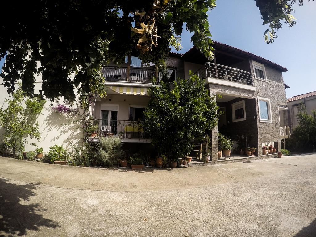 Ioannis Avrades Apartments Agiakampos  Exteriér fotografie