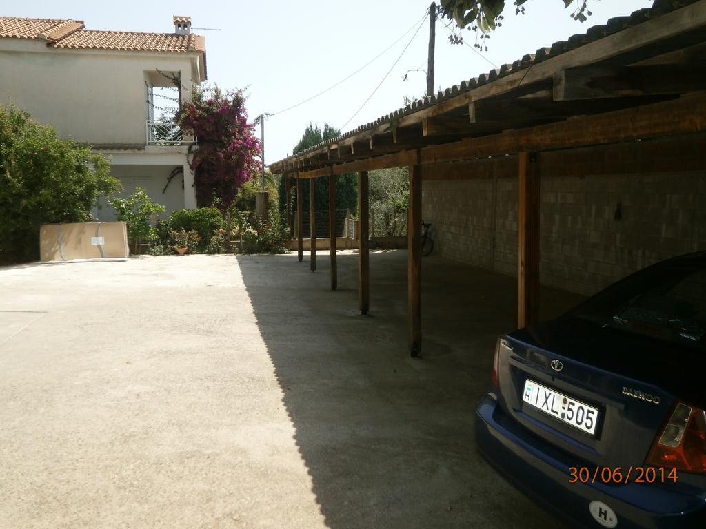 Ioannis Avrades Apartments Agiakampos  Exteriér fotografie